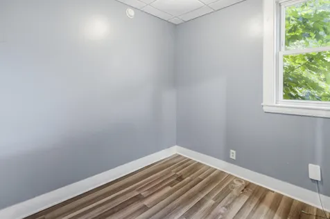 82 Hampshire Street Auburn ME 04210