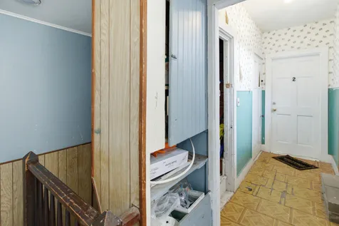 82 Hampshire Street Auburn ME 04210
