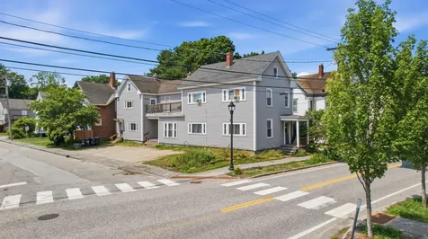 82 Hampshire Street Auburn ME 04210