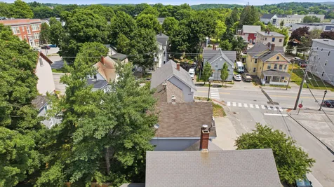 82 Hampshire Street Auburn ME 04210