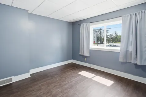 82 Hampshire Street Auburn ME 04210