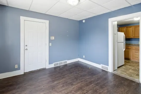 82 Hampshire Street Auburn ME 04210