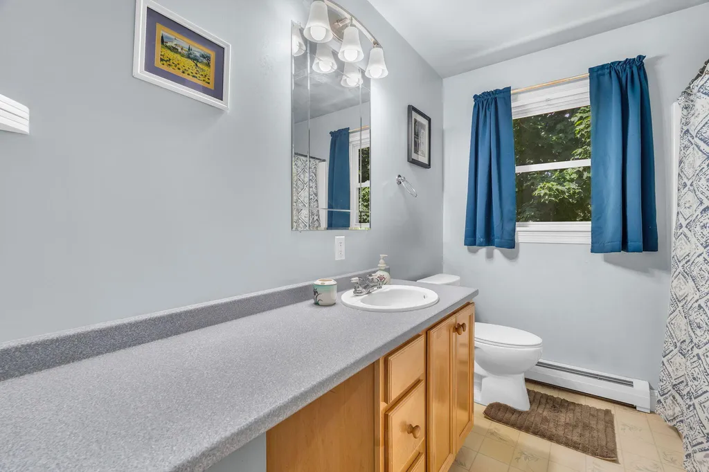 5 Chenault Street Lewiston ME 04240