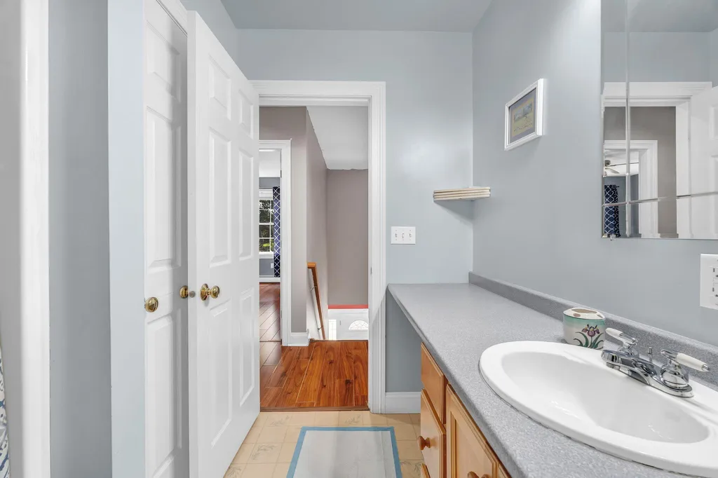 5 Chenault Street Lewiston ME 04240