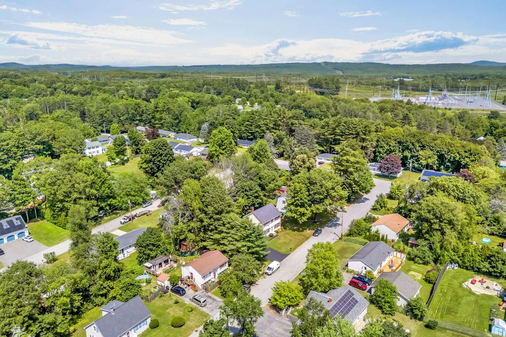 5 Chenault Street Lewiston ME 04240