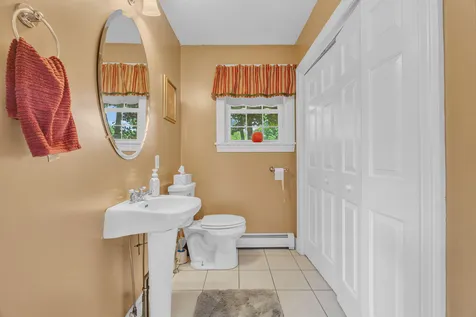 5 Chenault Street Lewiston ME 04240