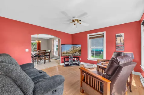 5 Chenault Street Lewiston ME 04240