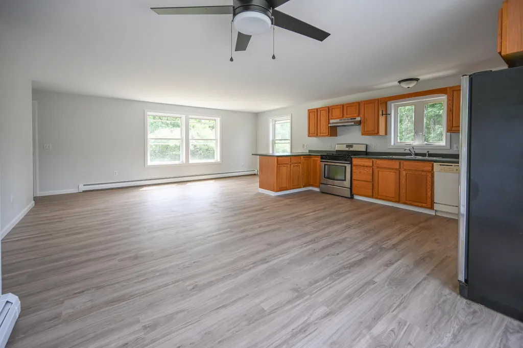 6 Garland Way Limington ME 04049