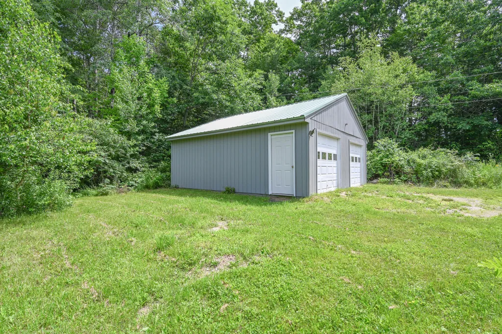 6 Garland Way Limington ME 04049