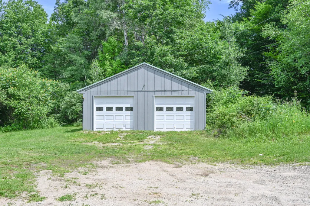 6 Garland Way Limington ME 04049