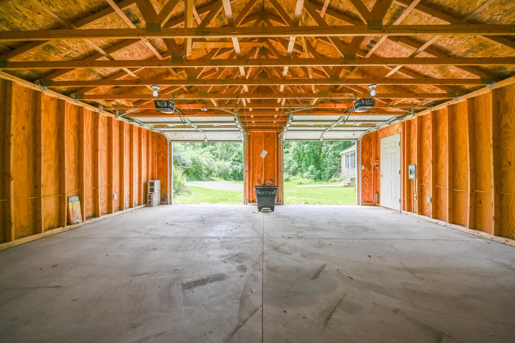 6 Garland Way Limington ME 04049