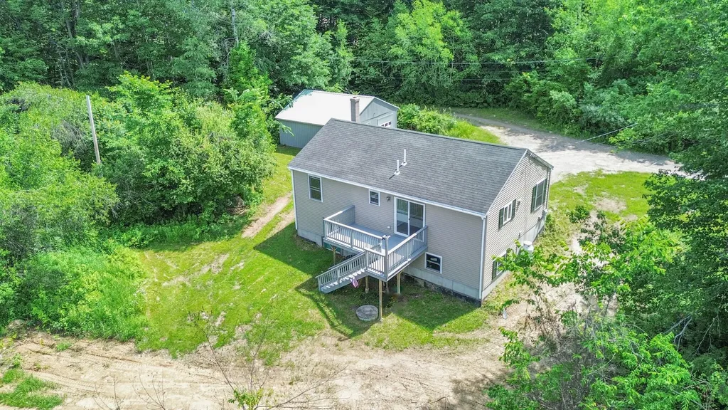 6 Garland Way Limington ME 04049