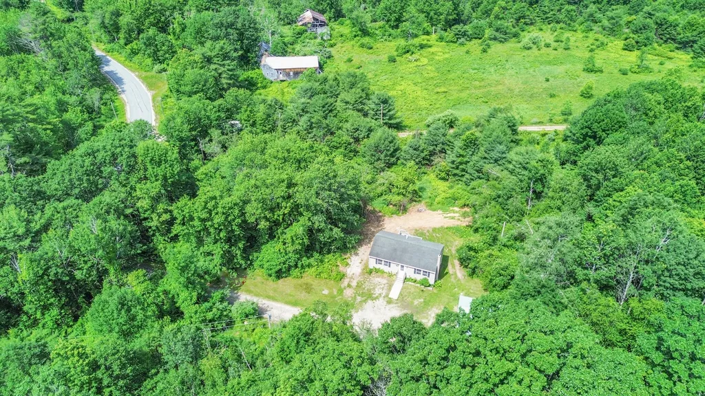 6 Garland Way Limington ME 04049