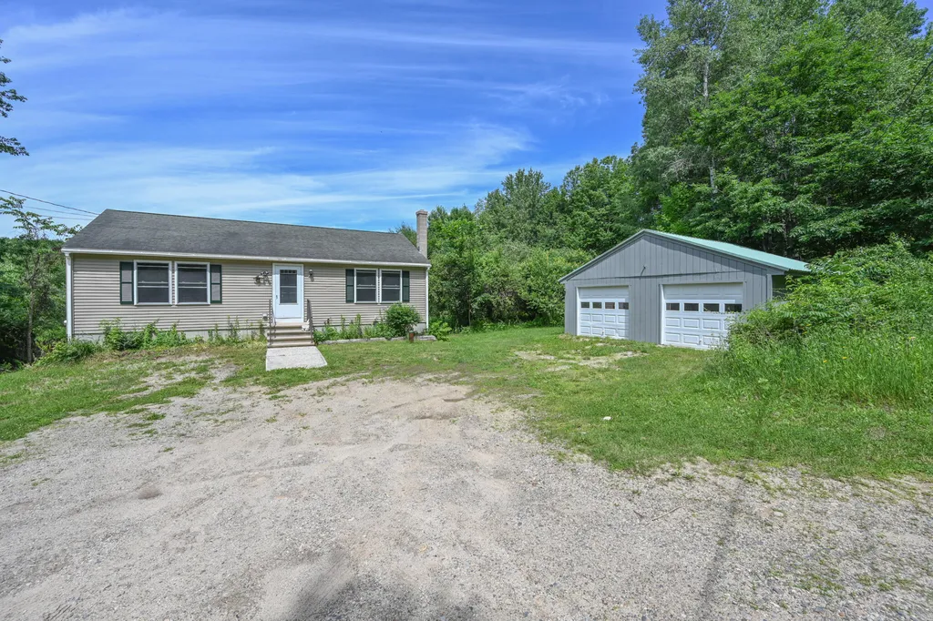 6 Garland Way Limington ME 04049