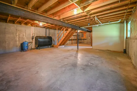 6 Garland Way Limington ME 04049