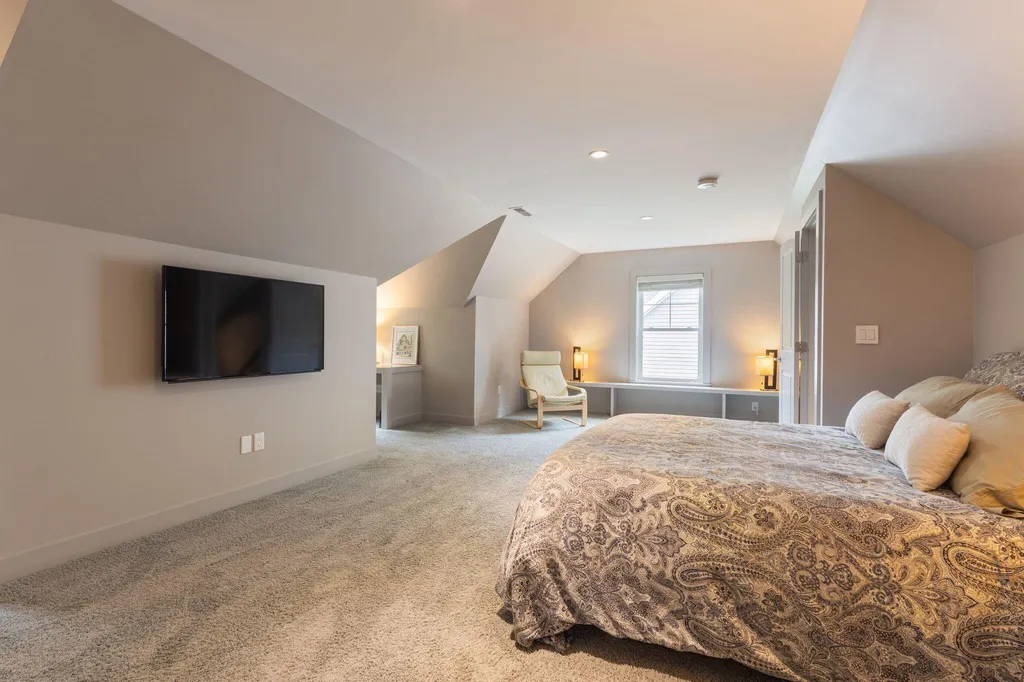 27 Sycamore Lane Kennebunk ME 04043