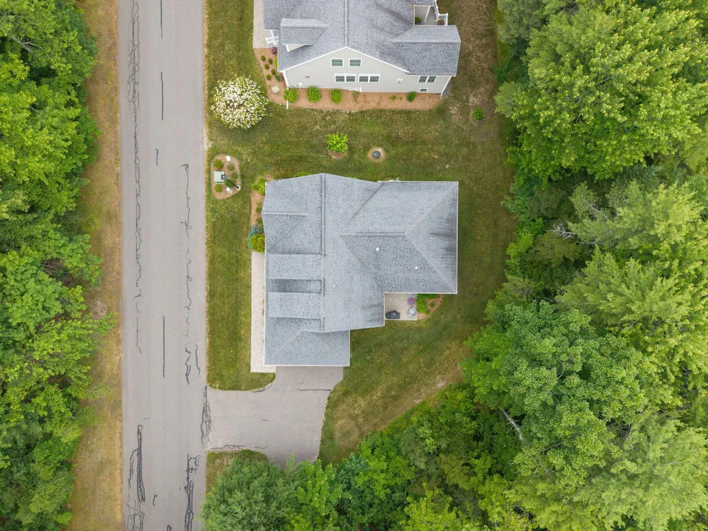 27 Sycamore Lane Kennebunk ME 04043