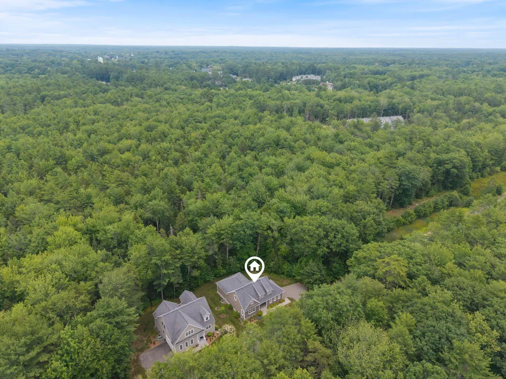 27 Sycamore Lane Kennebunk ME 04043