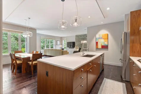 27 Sycamore Lane Kennebunk ME 04043