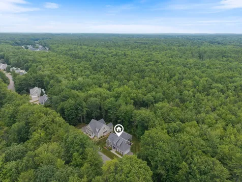 27 Sycamore Lane Kennebunk ME 04043