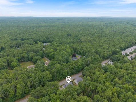 27 Sycamore Lane Kennebunk ME 04043