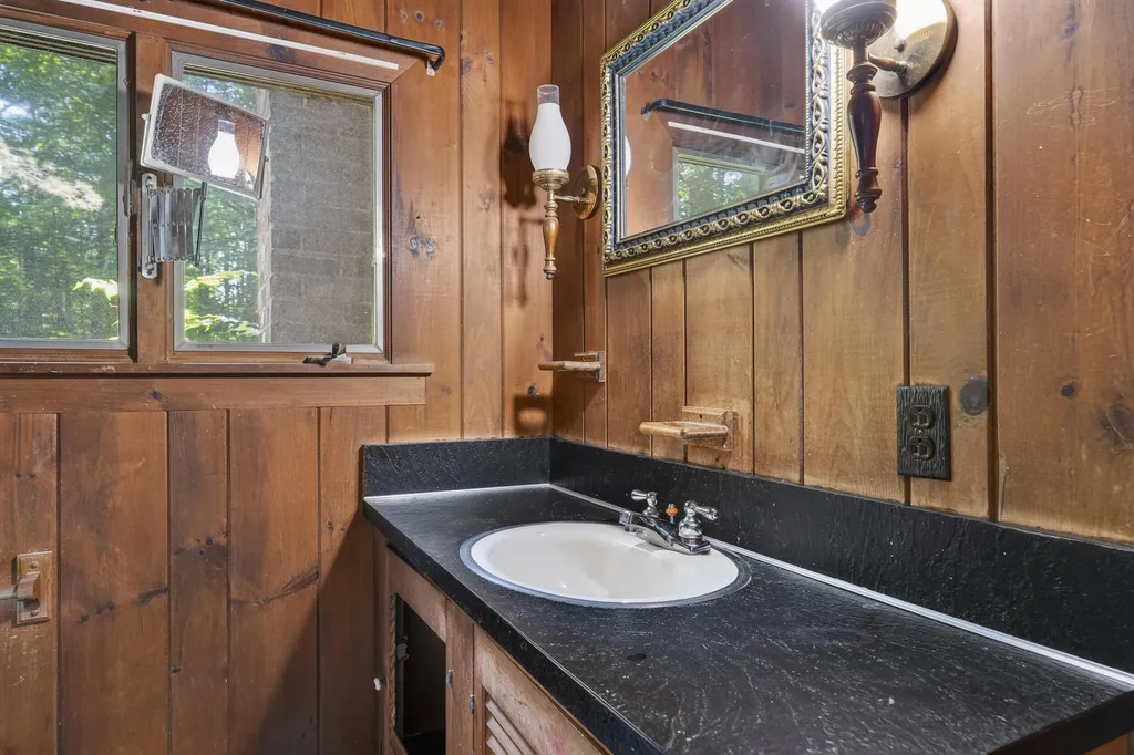 466 Elm Hill Road Paris ME 04281