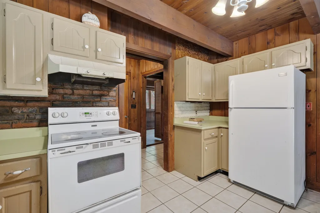 466 Elm Hill Road Paris ME 04281
