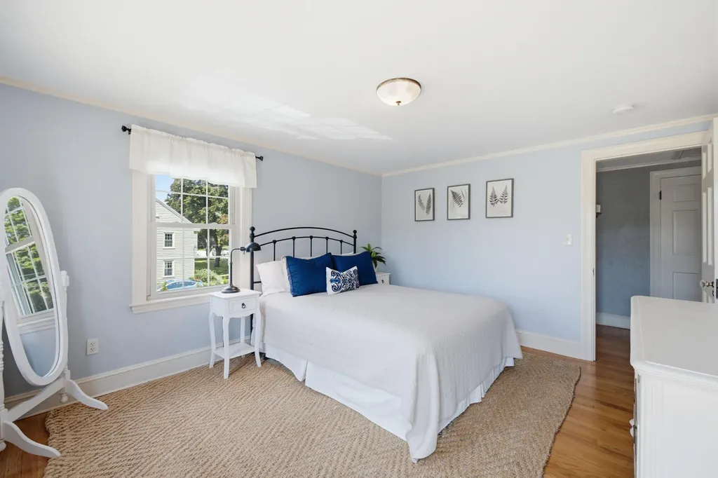 74 Fletcher Street Kennebunk ME 04043