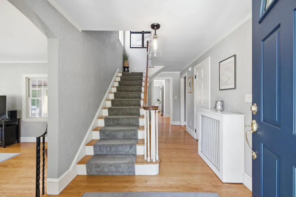 74 Fletcher Street Kennebunk ME 04043