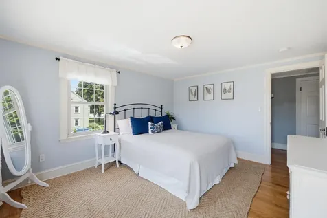 74 Fletcher Street Kennebunk ME 04043