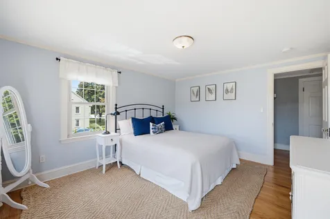 74 Fletcher Street Kennebunk ME 04043