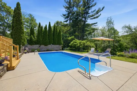74 Fletcher Street Kennebunk ME 04043