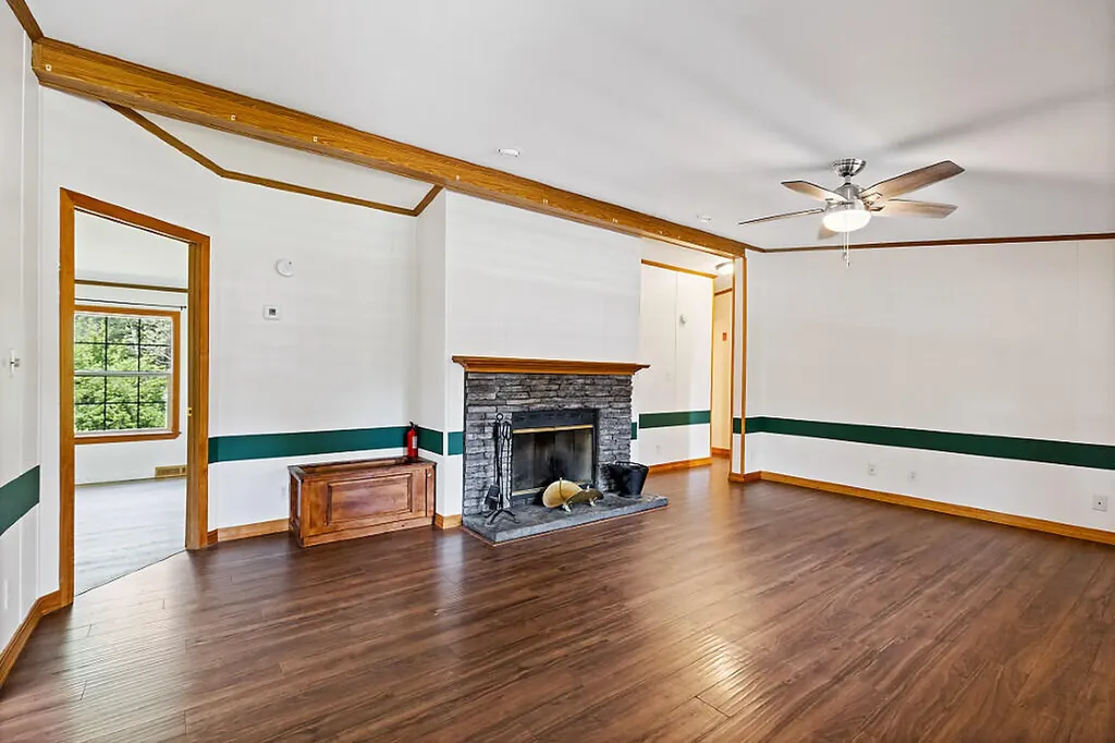 1 Snowman Lane Windsor ME 04363