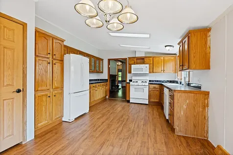 1 Snowman Lane Windsor ME 04363