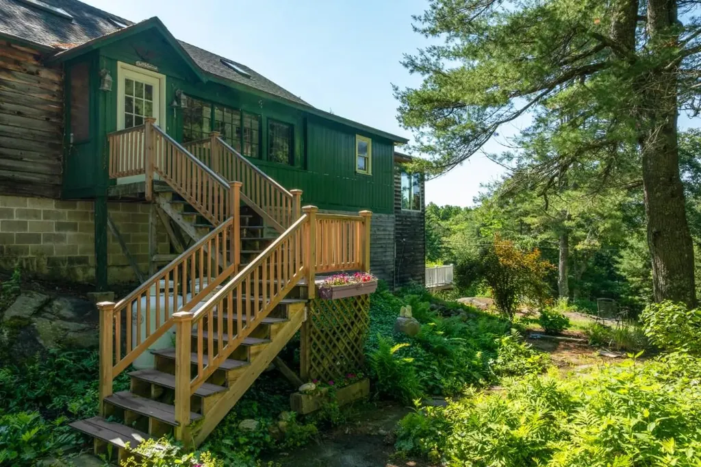 82 Back Narrows Road Boothbay ME 04537
