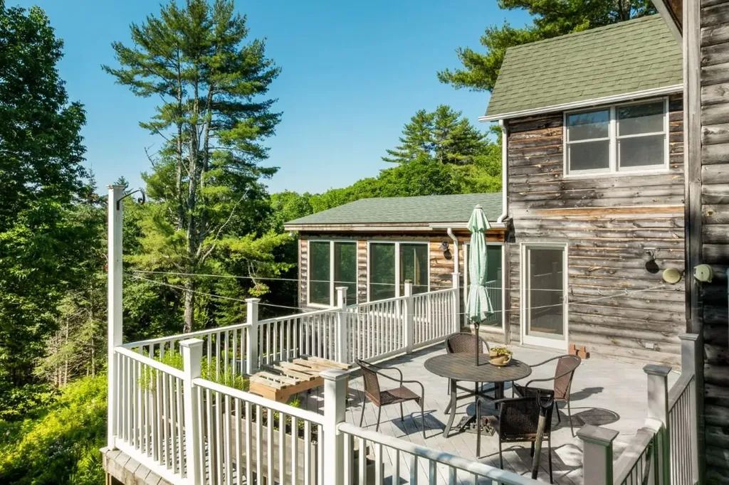 82 Back Narrows Road Boothbay ME 04537