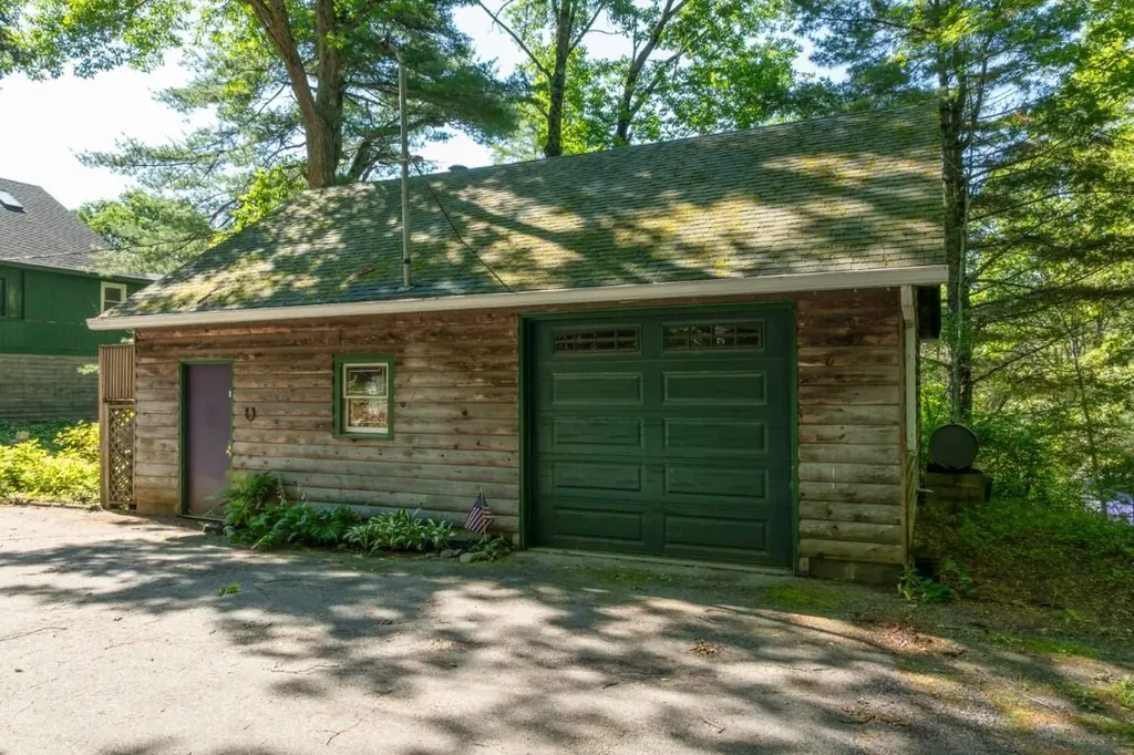82 Back Narrows Road Boothbay ME 04537