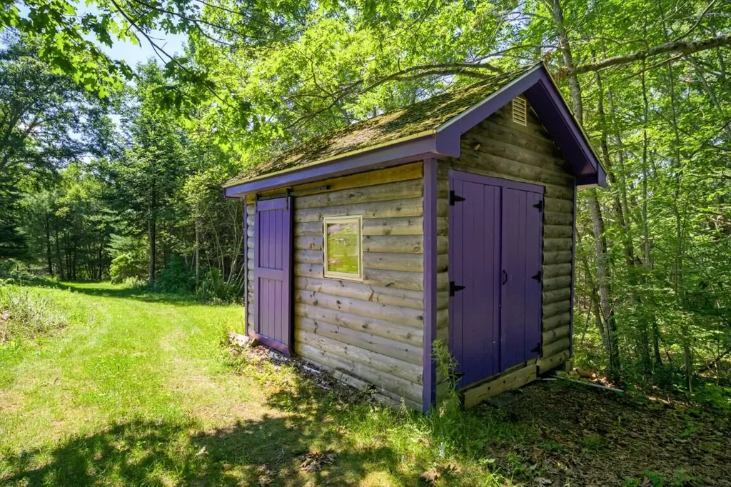 82 Back Narrows Road Boothbay ME 04537