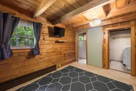 82 Back Narrows Road Boothbay ME 04537