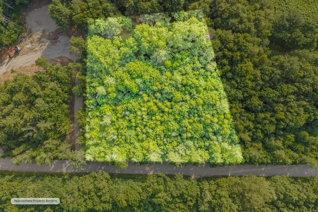 Warren ME, Lot #2 Beechwood