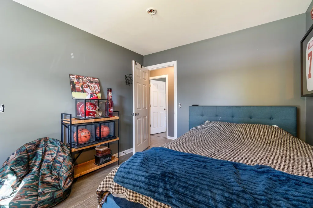 1712 Hotel Road Auburn ME 04210