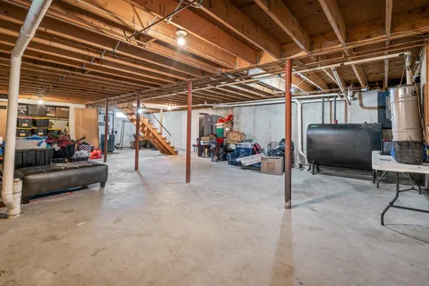 1712 Hotel Road Auburn ME 04210