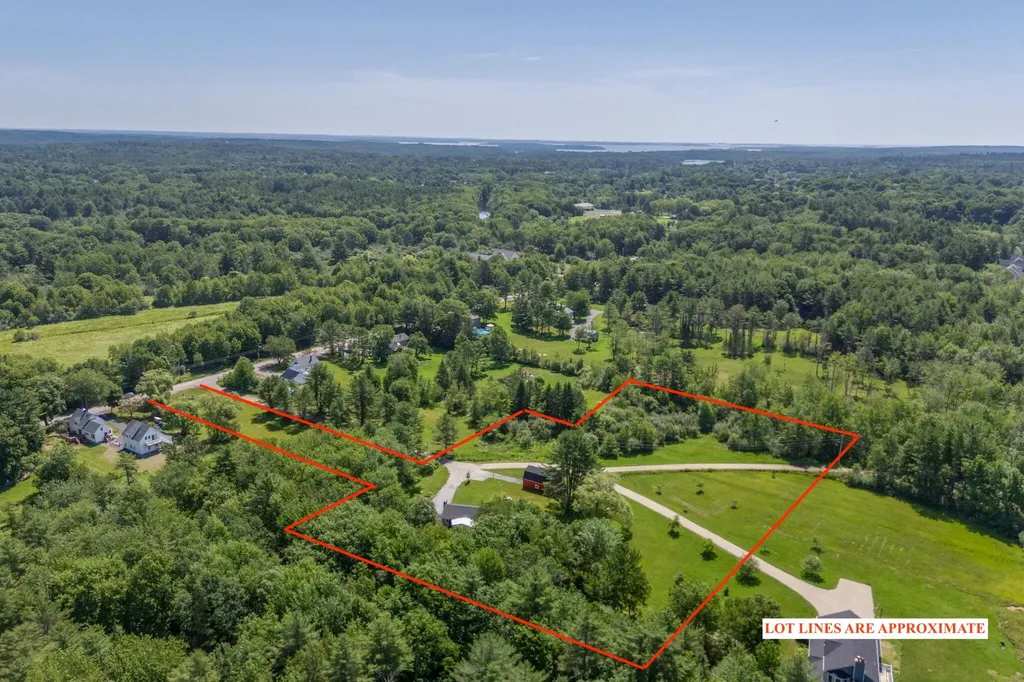 35 Timothy Lane Yarmouth ME 04096