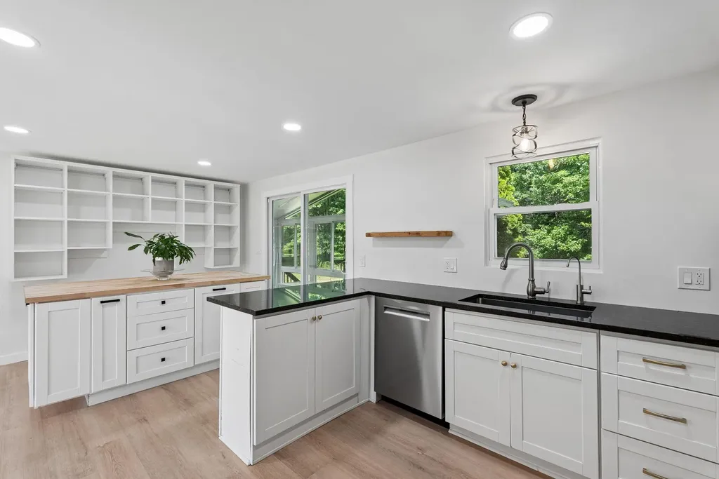 35 Timothy Lane Yarmouth ME 04096
