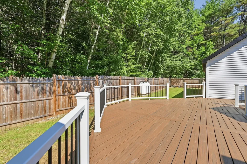 26 Sawyer Road Poland ME 04274