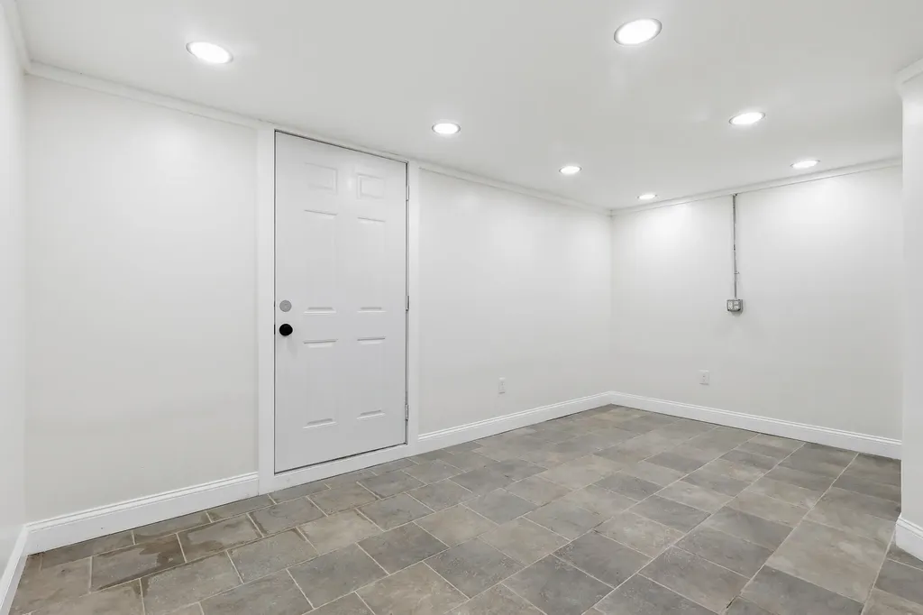 26 Sawyer Road Poland ME 04274