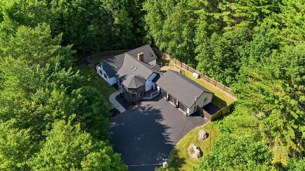 26 Sawyer Road Poland ME 04274
