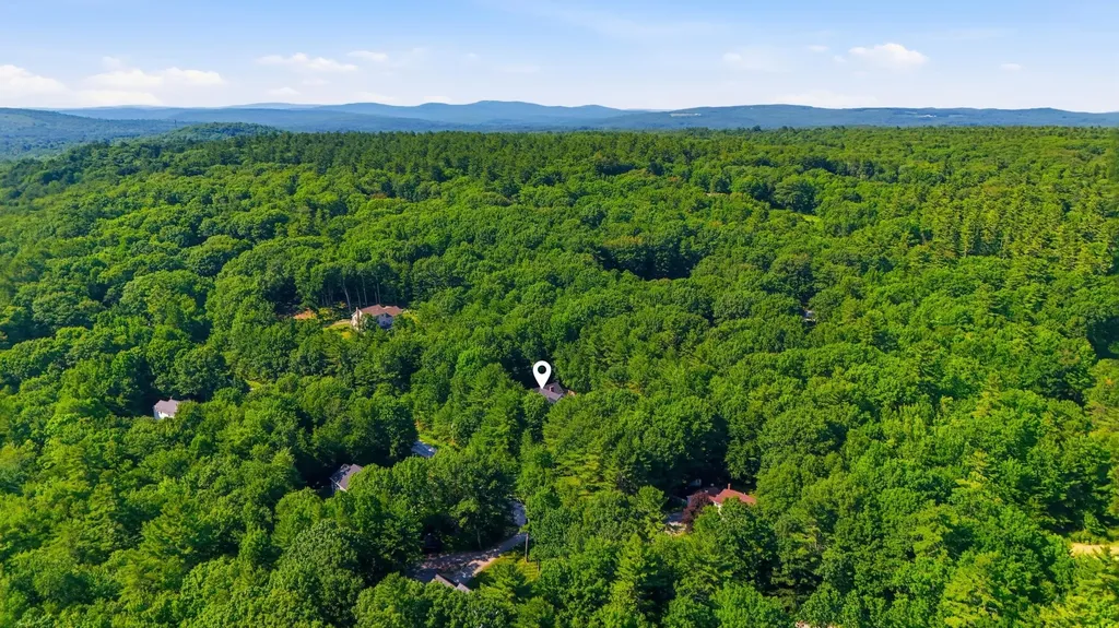 26 Sawyer Road Poland ME 04274