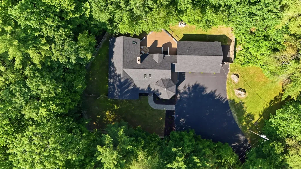 26 Sawyer Road Poland ME 04274