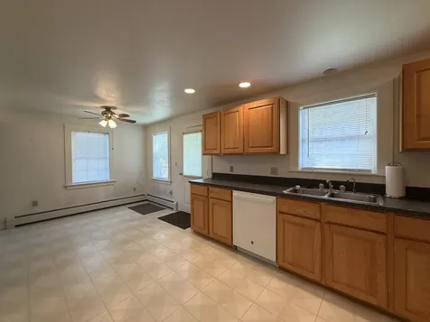 4 Brooklyn Avenue Waterville ME 04901
